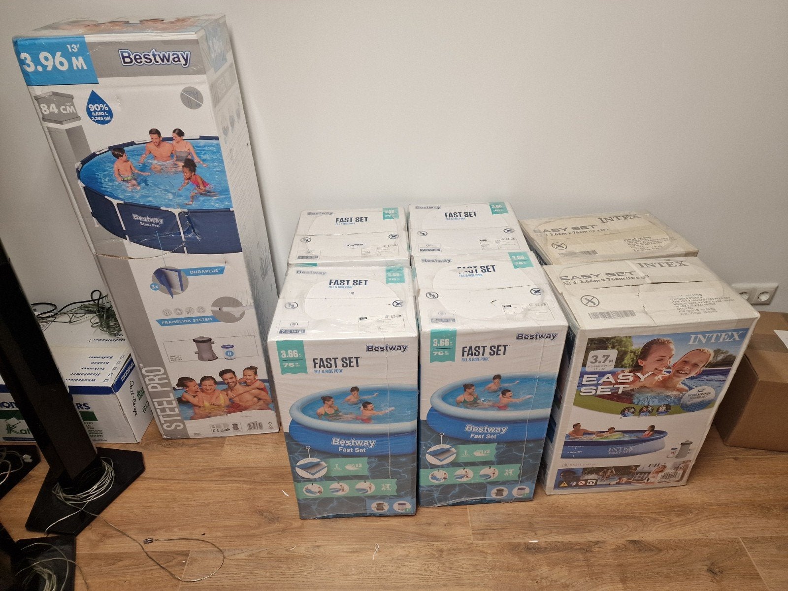 Verschillende nieuwe Bestway en Intex zwembaden, Minder dan 80 cm, Rond, Ophalen of Verzenden, Opzetzwembad