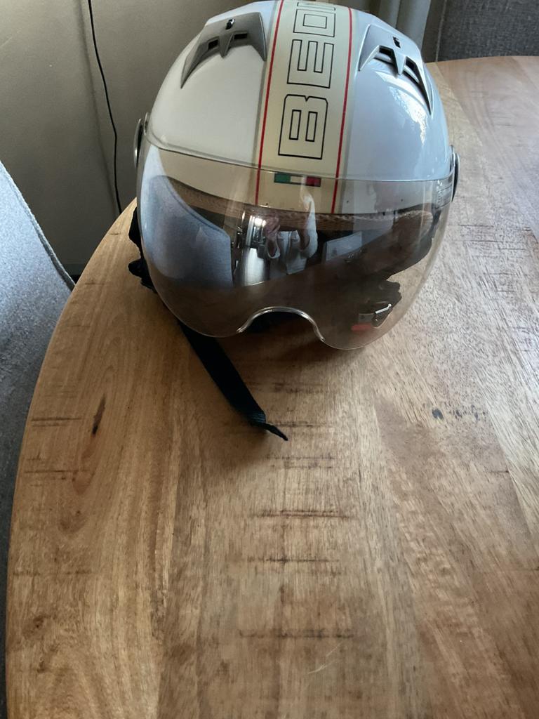 Kinderhelm, Fietsen en Brommers, Brommerhelmen, Ophalen of Verzenden, Zo goed als nieuw, Extra small of kleiner
