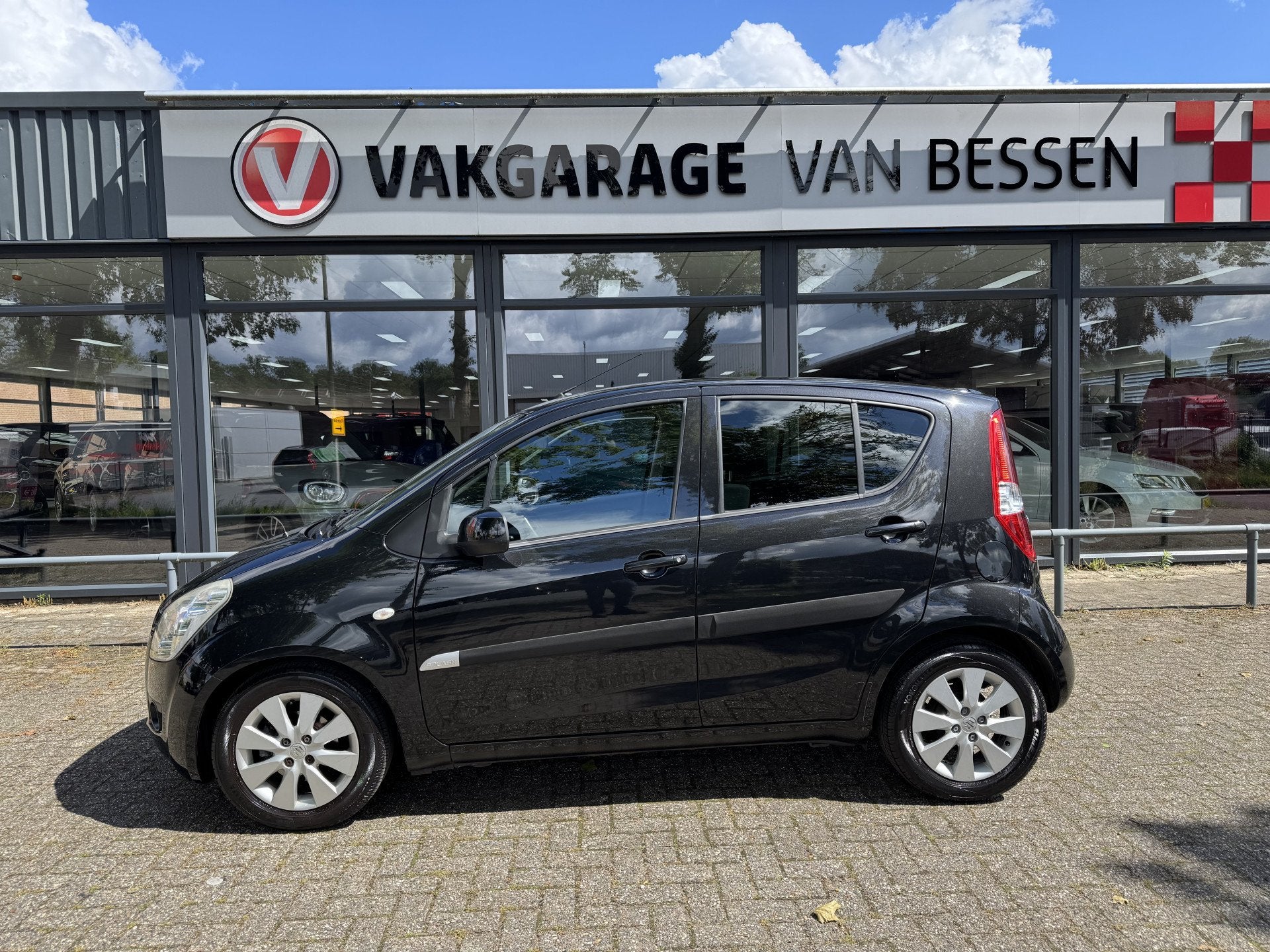 Suzuki Splash 1.2 Exclusive HOGE ZIT-AUTOMAAT-AIRCO, Auto's, 4 cilinders, Zwart, Origineel Nederlands, Bedrijf