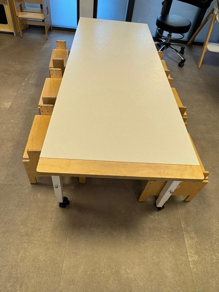 Tafels en stoeltjes voor kids/kinderopvang, Kinderen en Baby's, Kinderkamer | Tafels en Stoelen, Ophalen of Verzenden