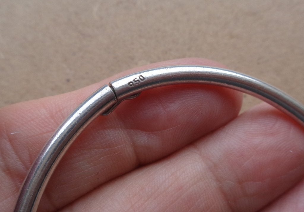 zilveren armband met mooie hangers [225], Verzenden, Zo goed als nieuw, Zilver, Zilver