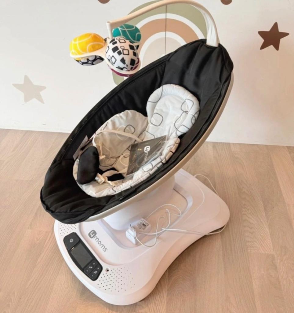 4Moms schommelstoel MamaRoo, Ophalen of Verzenden, Zo goed als nieuw, Stoel