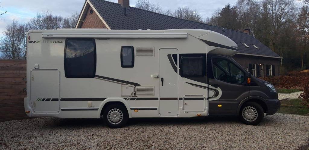 Camper v PARTICULIER  Chausson 718 EB 2015 (limited edition), Standaard zit, Ringverwarming, Ford, 7 tot 8 meter