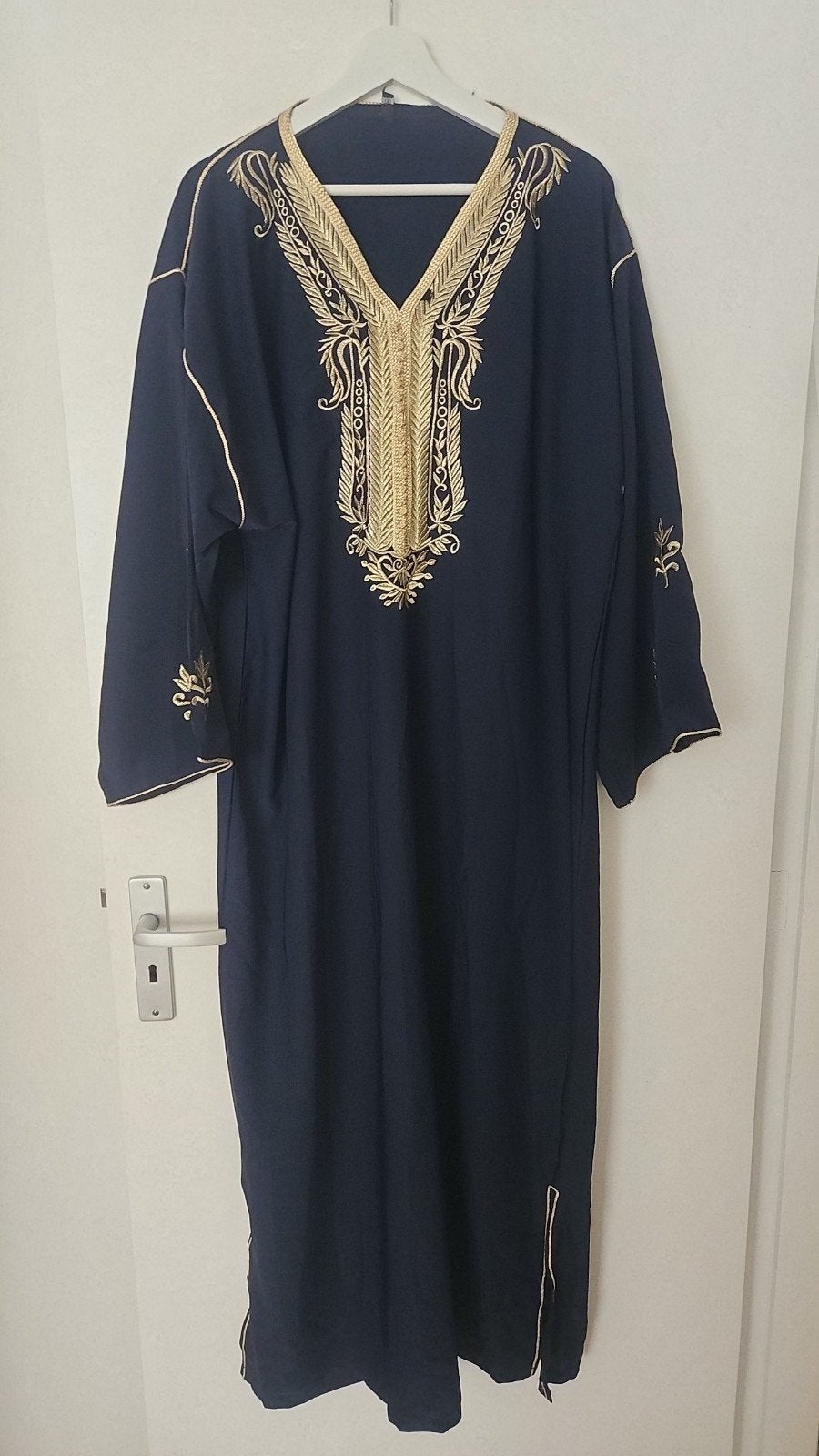 Donkerblauwe Abaya met Gouden Borduurwerk - Maat XL, Ophalen of Verzenden, Maat 46/48 (XL) of groter, Blauw