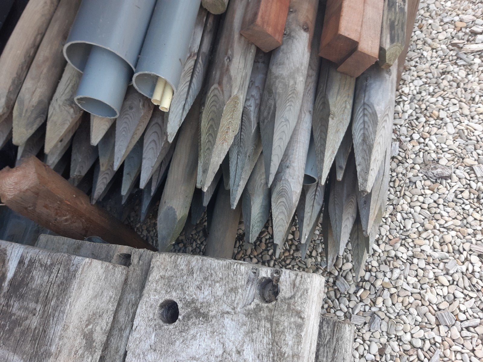 Te koop weidepalen rond 6-7 / 1m95 lang, bruin geïmpregneerd, Tuin en Terras, Ophalen, Nieuw, 180 tot 250 cm, Palen