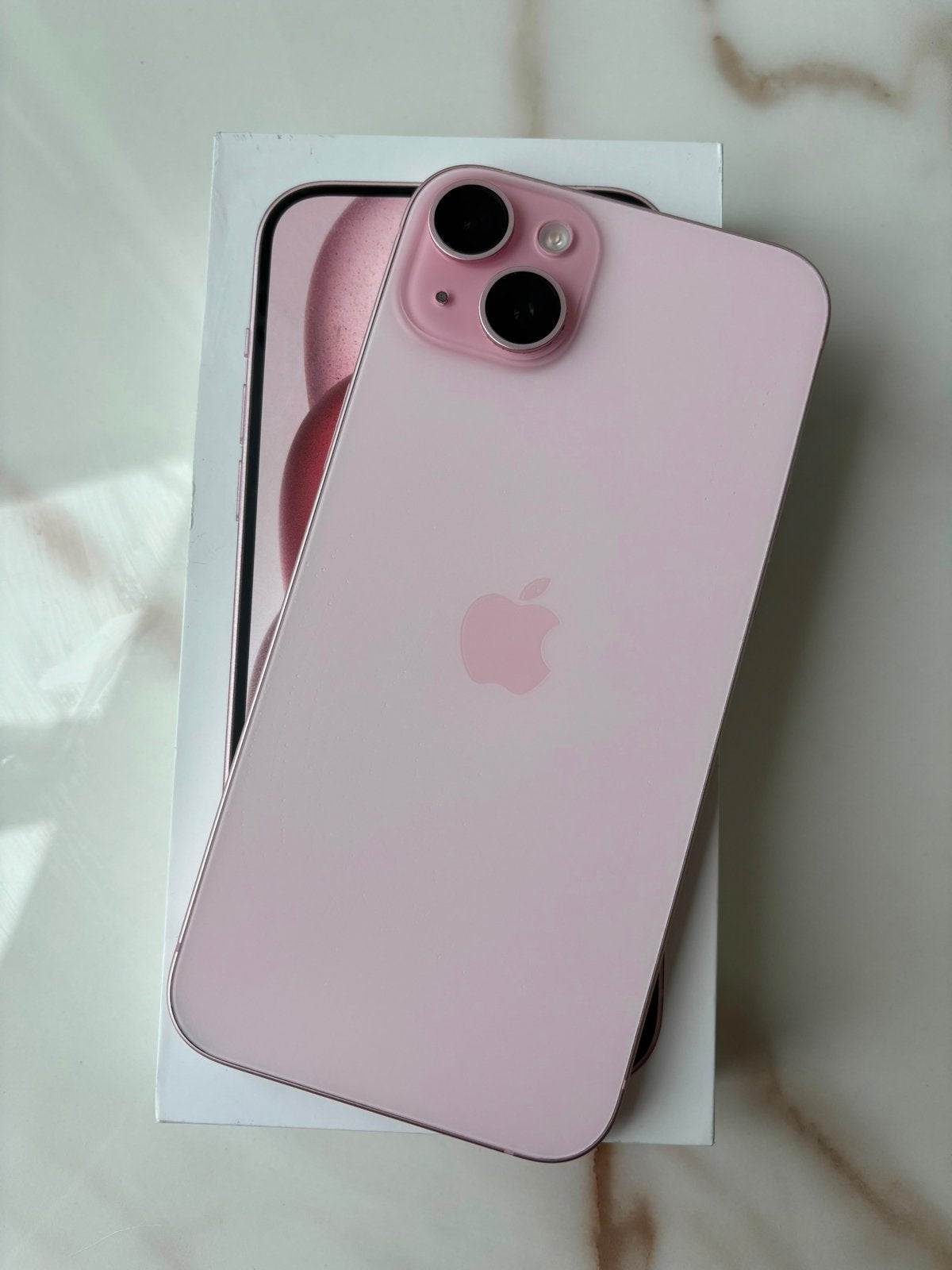Apple iPhone 15 Plus 128GB roze, Telecommunicatie, Mobiele telefoons | Apple iPhone, Ophalen, 128 GB, Nieuw, Zonder abonnement