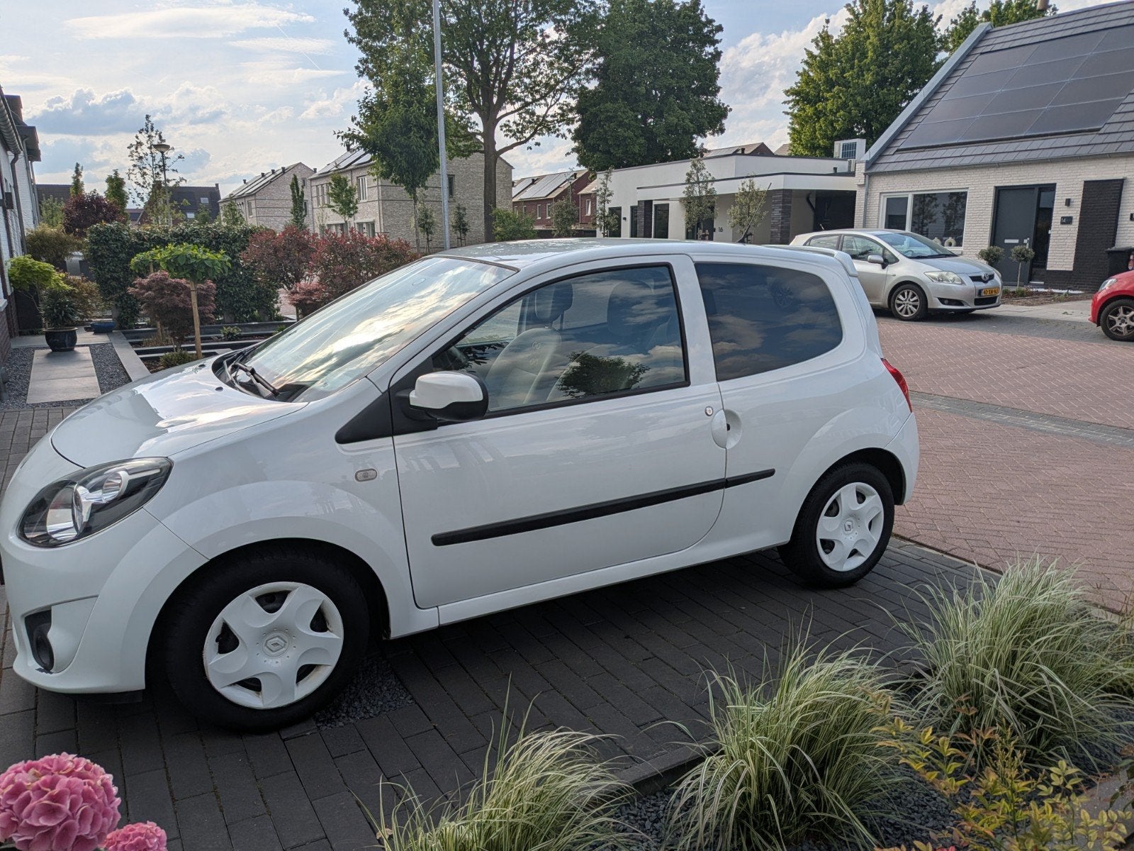 Renault Twingo 1.2 16V 2011 Wit, 839 kg, 74 pk, 4 cilinders, 4 stoelen