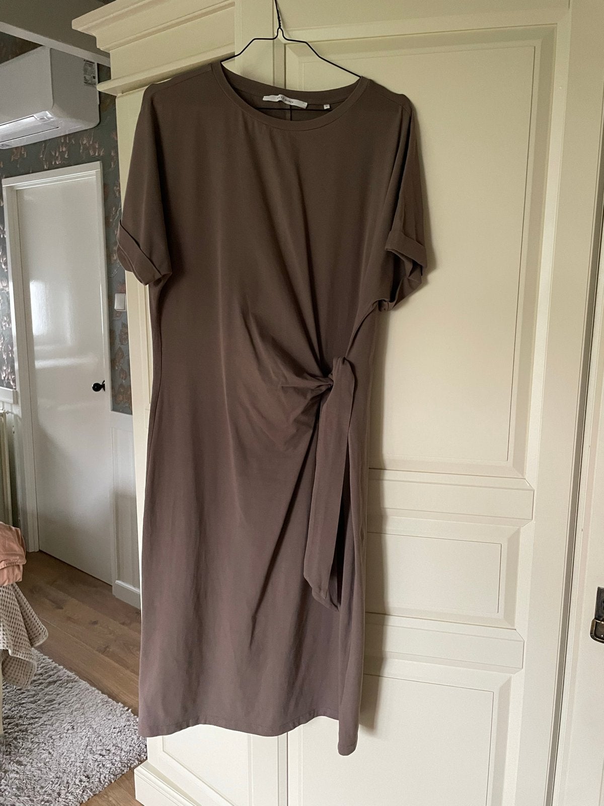 YaYa women taupe jurk - Maat 38, Kleding | Dames, Ophalen of Verzenden, Zo goed als nieuw, Maat 38/40 (M), Bruin