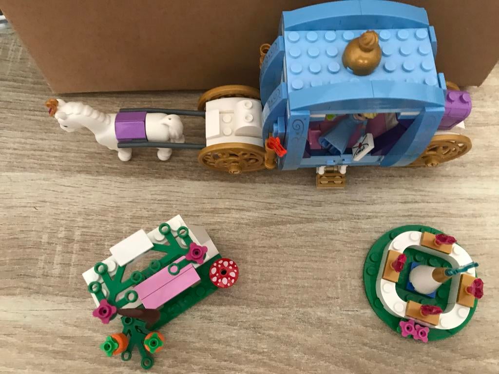 LEGO Disney Assepoester's betoverde koets 41053, Ophalen of Verzenden, Zo goed als nieuw, Complete set, Lego