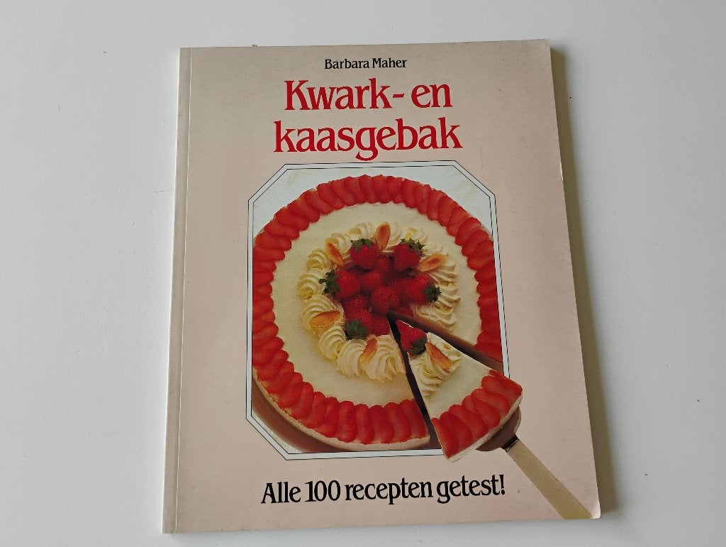Boek recepten met kwark en kaas 100 recepten kookboek, Ophalen of Verzenden, Zo goed als nieuw, Taart, Gebak en Desserts