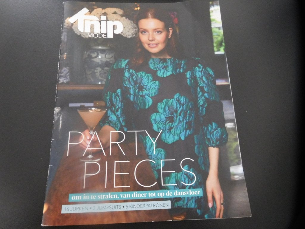 kledingpatronen =knipmode special party pieces feestkleding, Hobby en Vrije tijd, Ophalen of Verzenden, Zo goed als nieuw, Vrouw