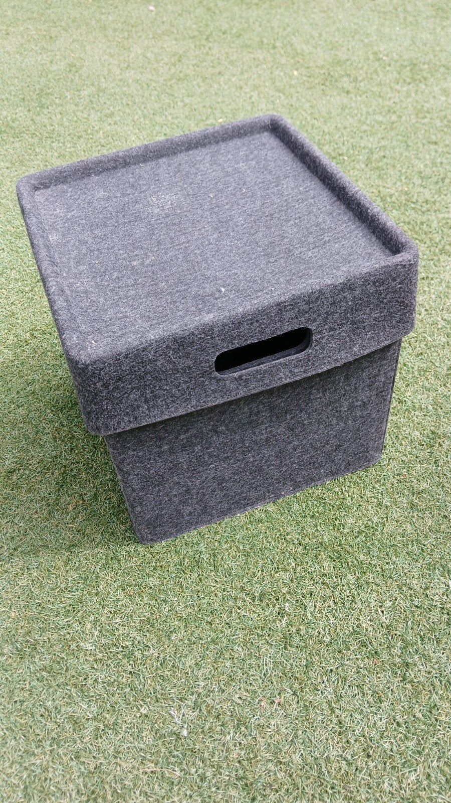 Handige grijze opbergdoos van vilt met deksel, Overige materialen, Minder dan 50 cm, Gebruikt, Minder dan 50 cm