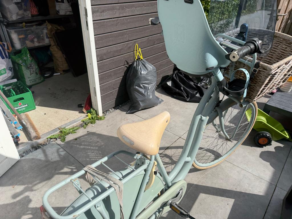 Sparta omafiets met kinderzitje en mand, Fietsen en Brommers, Fietsen | Dames | Damesfietsen, Gebruikt, Sparta, (Extra) lage instap