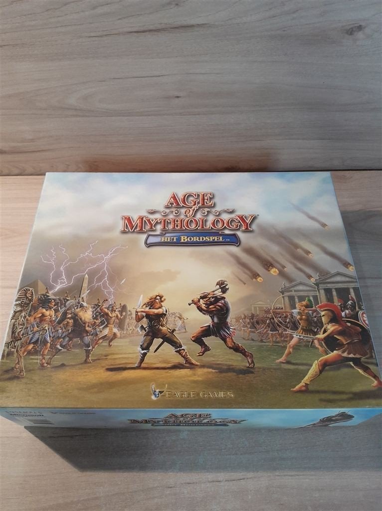 Age of mythologie het bordspel - s6272, Hobby en Vrije tijd, Gezelschapsspellen | Bordspellen, Verzenden, Zo goed als nieuw