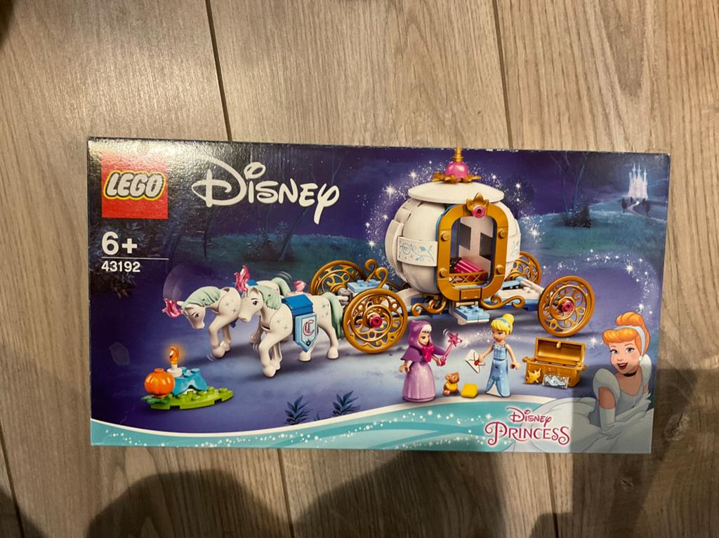Lego Disney Assepoester 43192, Ophalen of Verzenden, Zo goed als nieuw