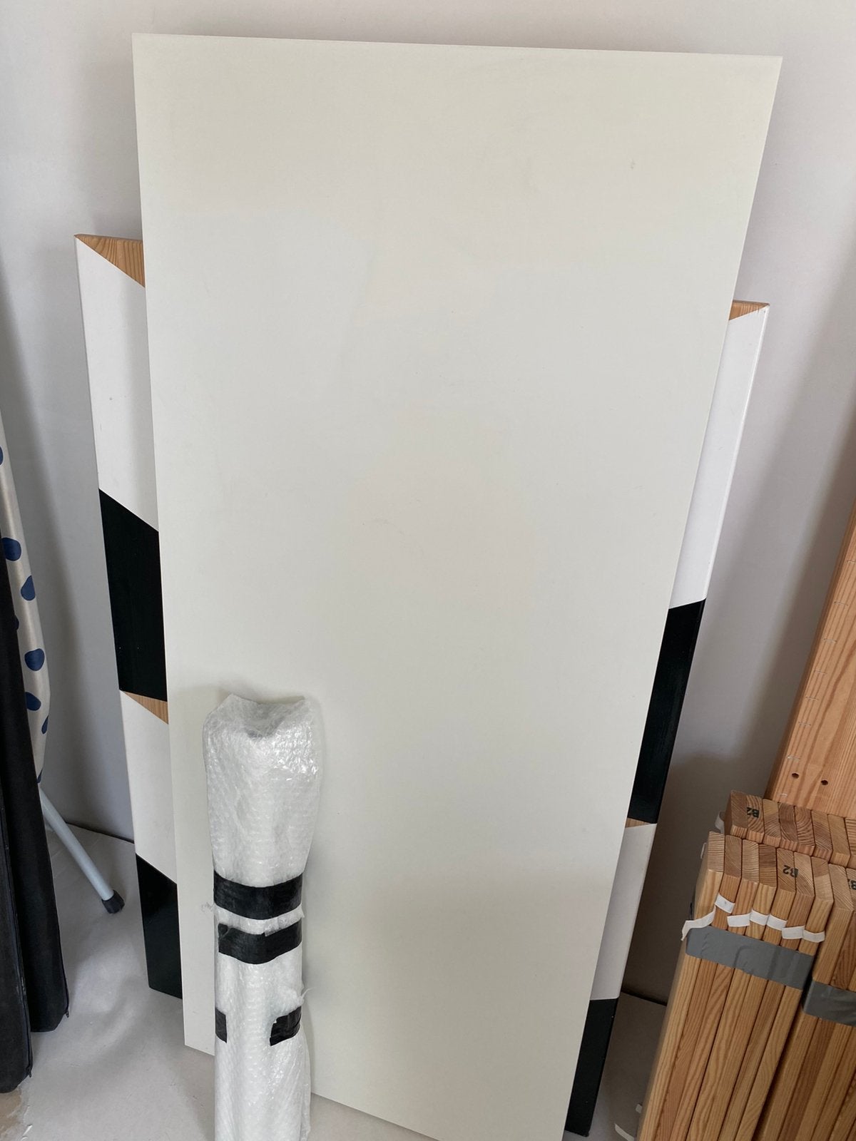 Te koop 2x IKEA bureau / tafel, Ophalen, Gebruikt