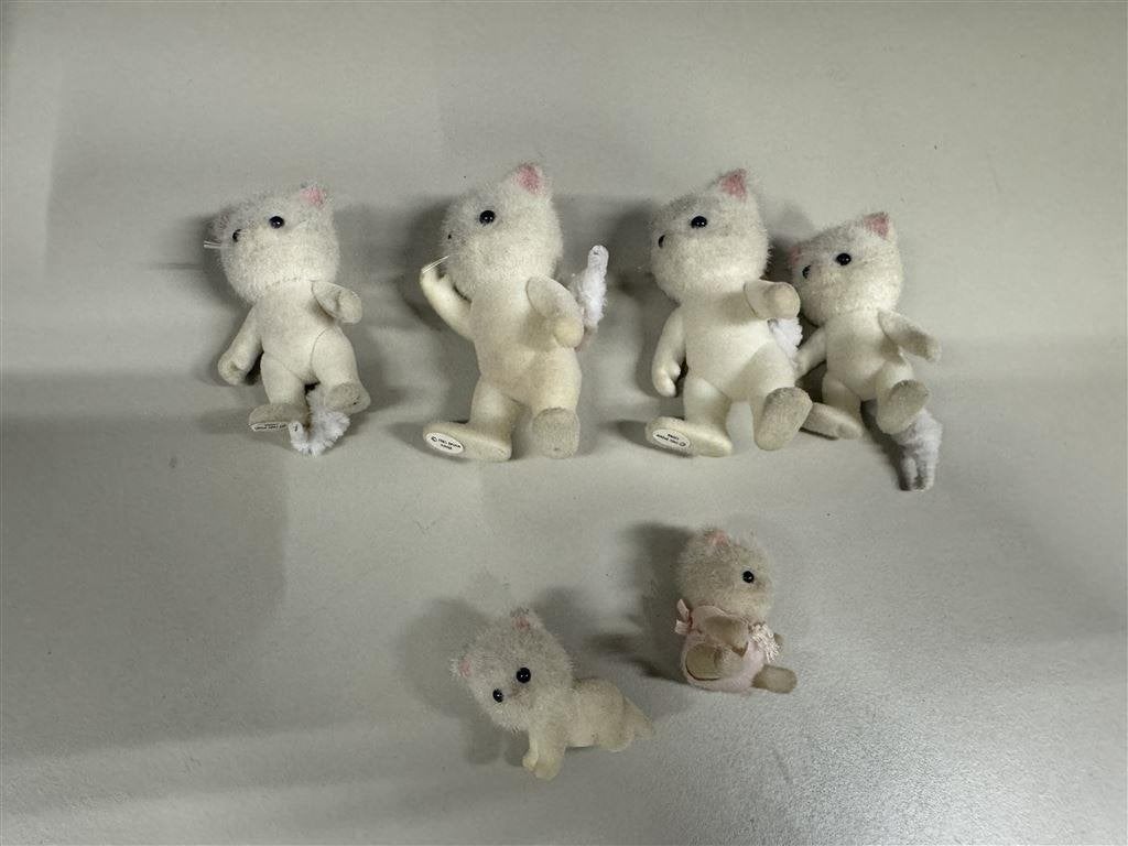 katten figuurtjes - Sylvanian Families Persian Cat Family, Ophalen of Verzenden, Zo goed als nieuw