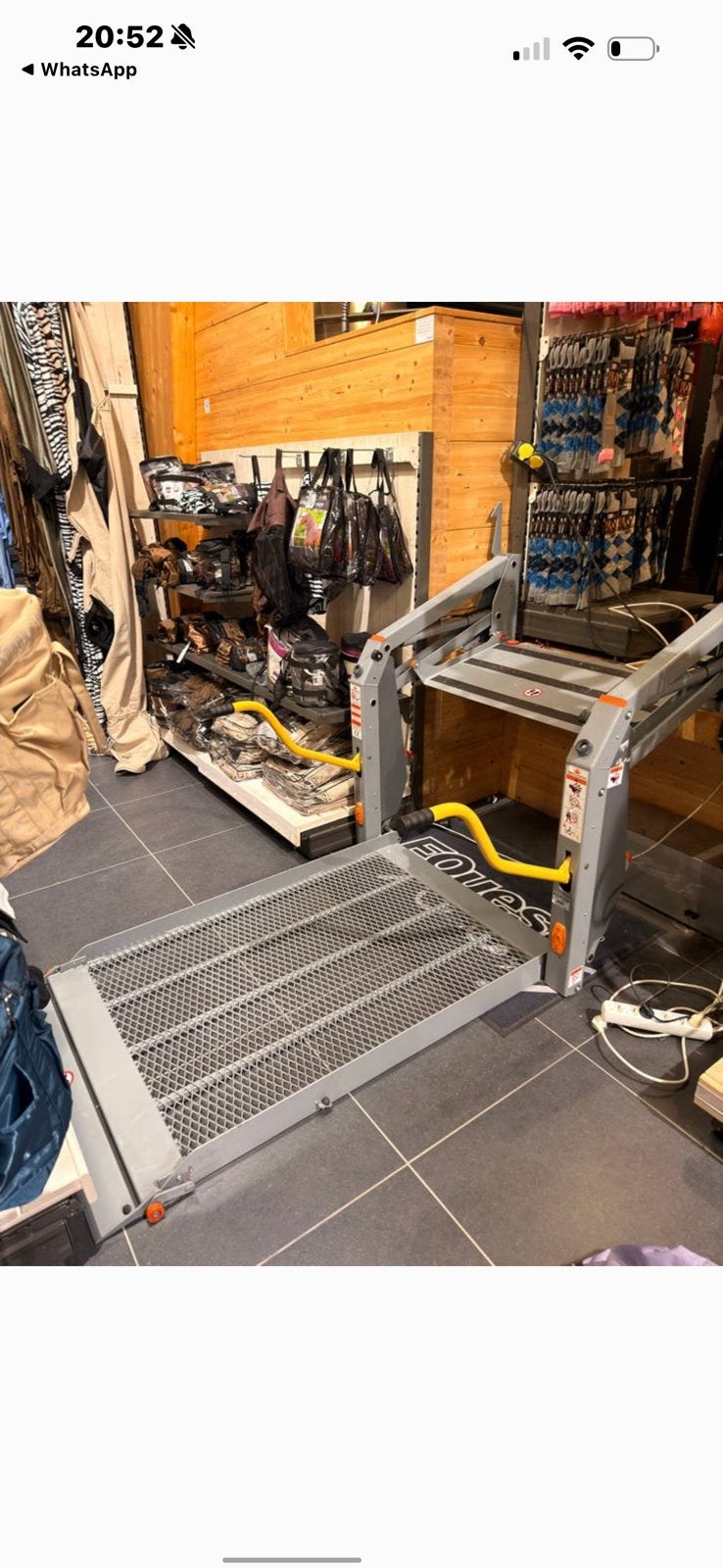 Rolstoellift voor auto of verhoging, Ophalen of Verzenden
