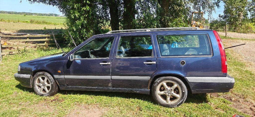 Volvo 850 2.5 I 20V 1995 Blauw LPG, Auto's, Volvo, Voorwielaandrijving, 1440 kg, Zwart, Blauw