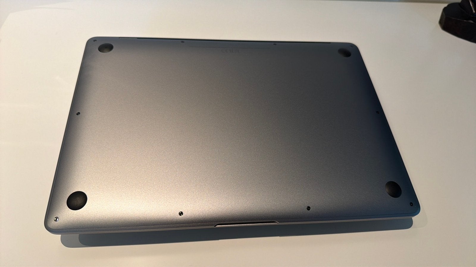 Foto 5 van MacBook Air 2020 i5 Quad core 8GB 256GB