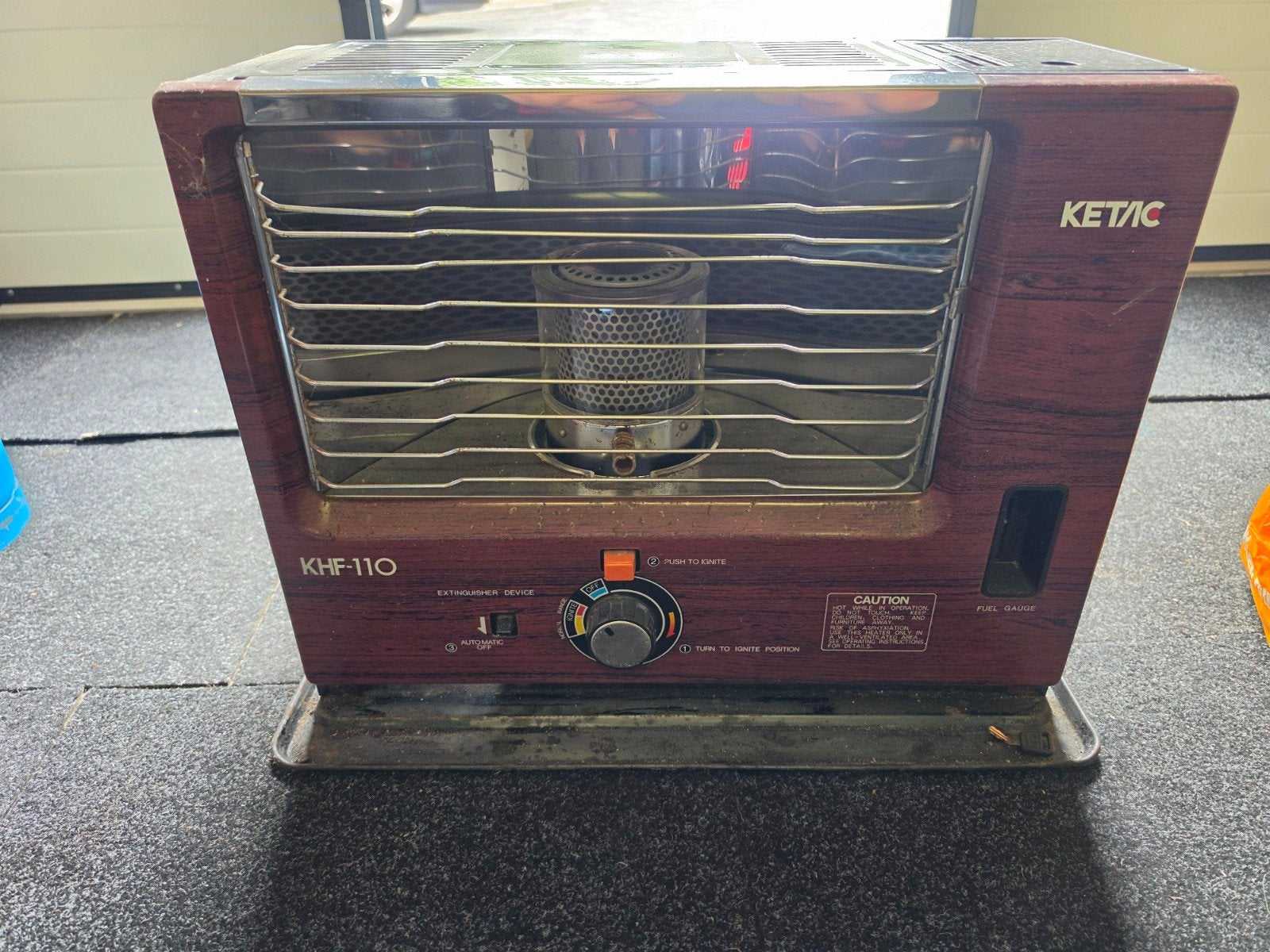 Goed werkende Zibro Ketic petroleumkachel KHF-110, Huis en Inrichting, Kachels, Gebruikt, Overige brandstoffen, Petroleumkachel