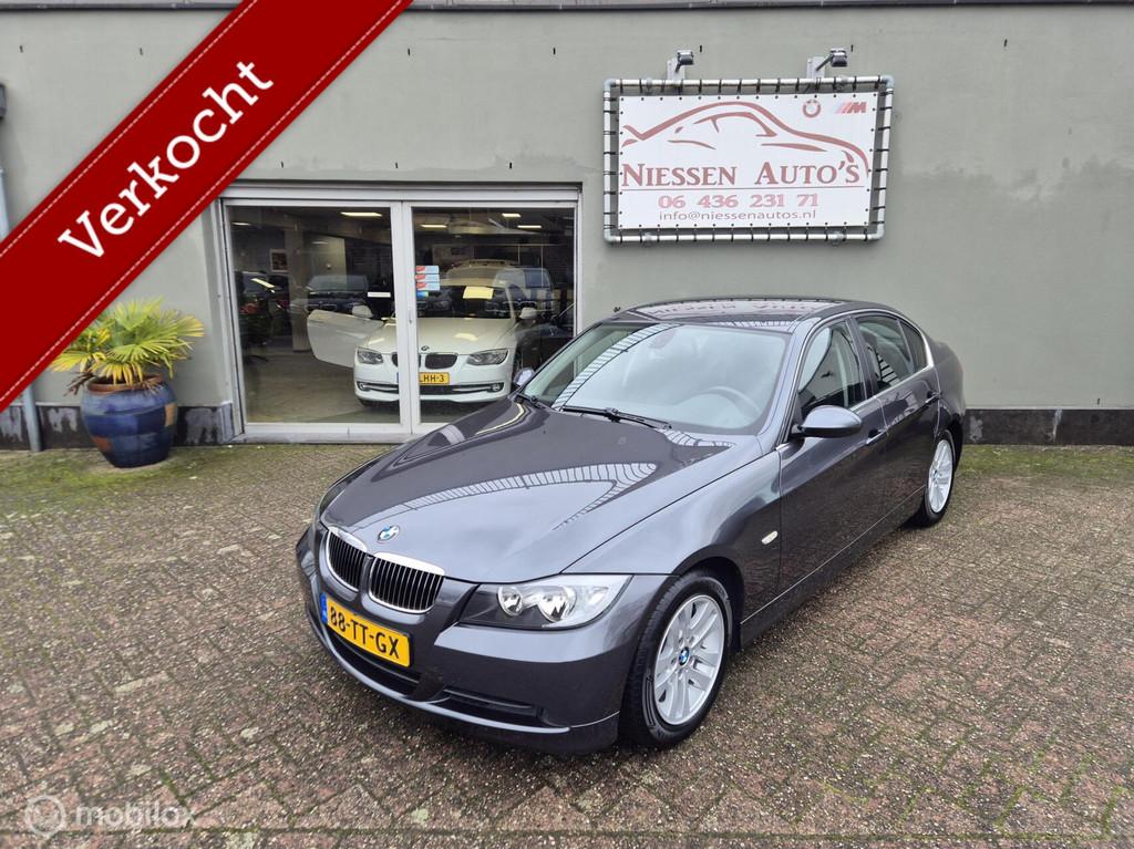BMW 3-serie E90 325i Executive 1ste eigenaar, Auto's, BMW, Automaat, 745 kg, Zwart, 2497 cc