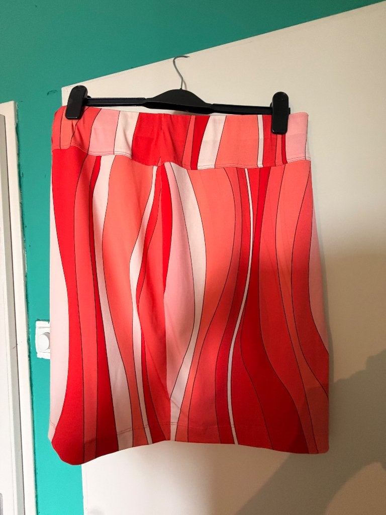 Marc Cain rok, Kleding | Dames, Maat 42/44 (L), Ophalen of Verzenden, Zo goed als nieuw, Rood