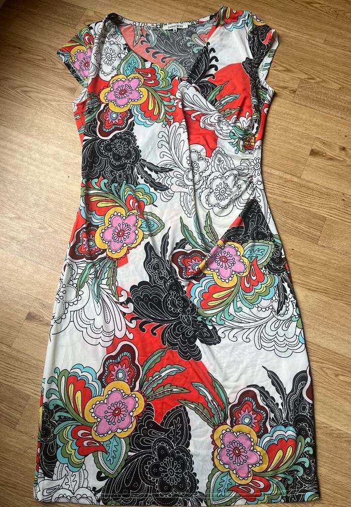 Sweet Miss jurk fleurig M, Kleding | Dames, Ophalen of Verzenden, Gedragen, Maat 38/40 (M), Boven de knie