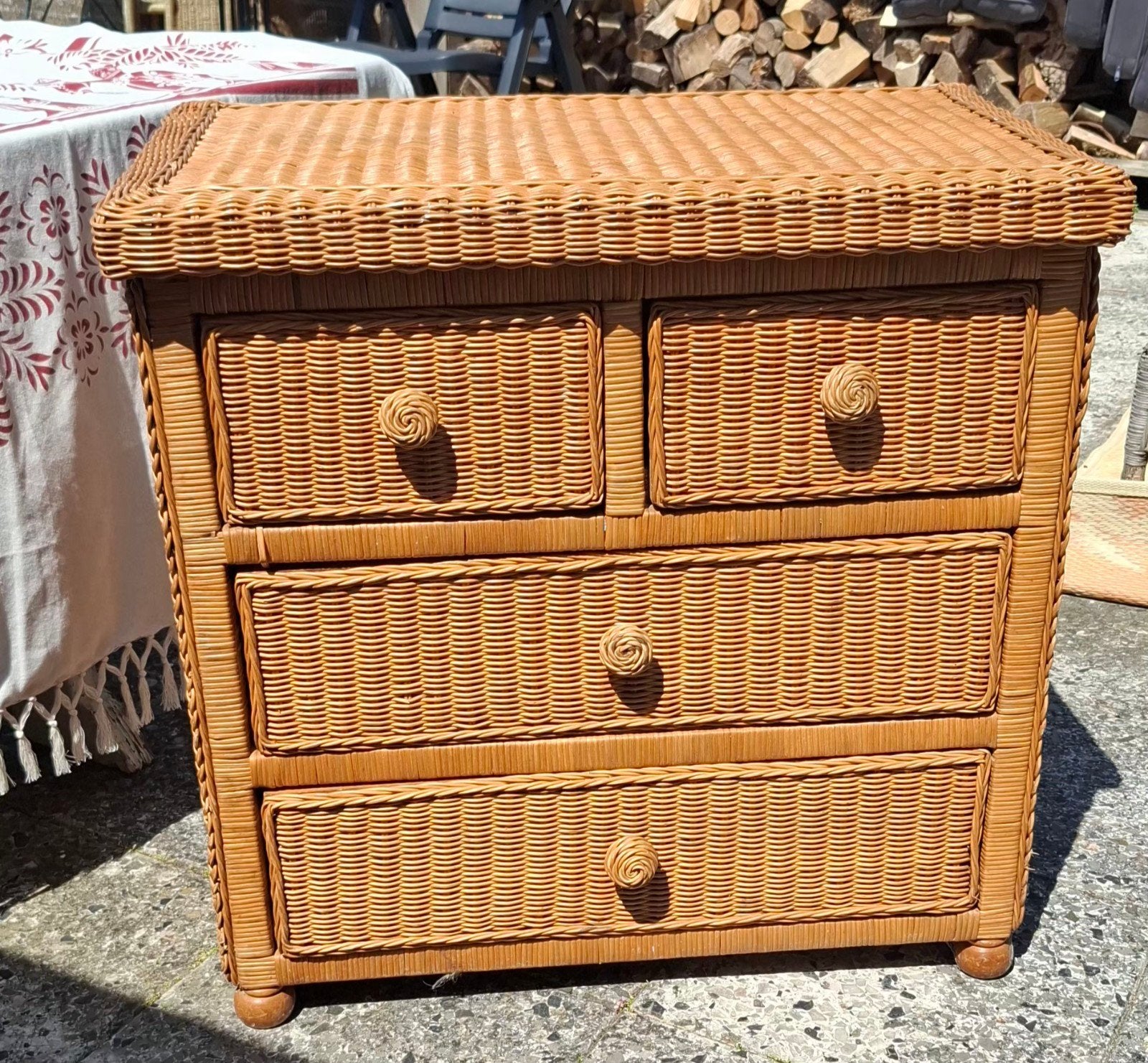 Rotan ladekastje met 4 laden, Huis en Inrichting, Kasten | Ladekasten, Gebruikt, 50 tot 100 cm, 3 of 4 laden, Minder dan 100 cm