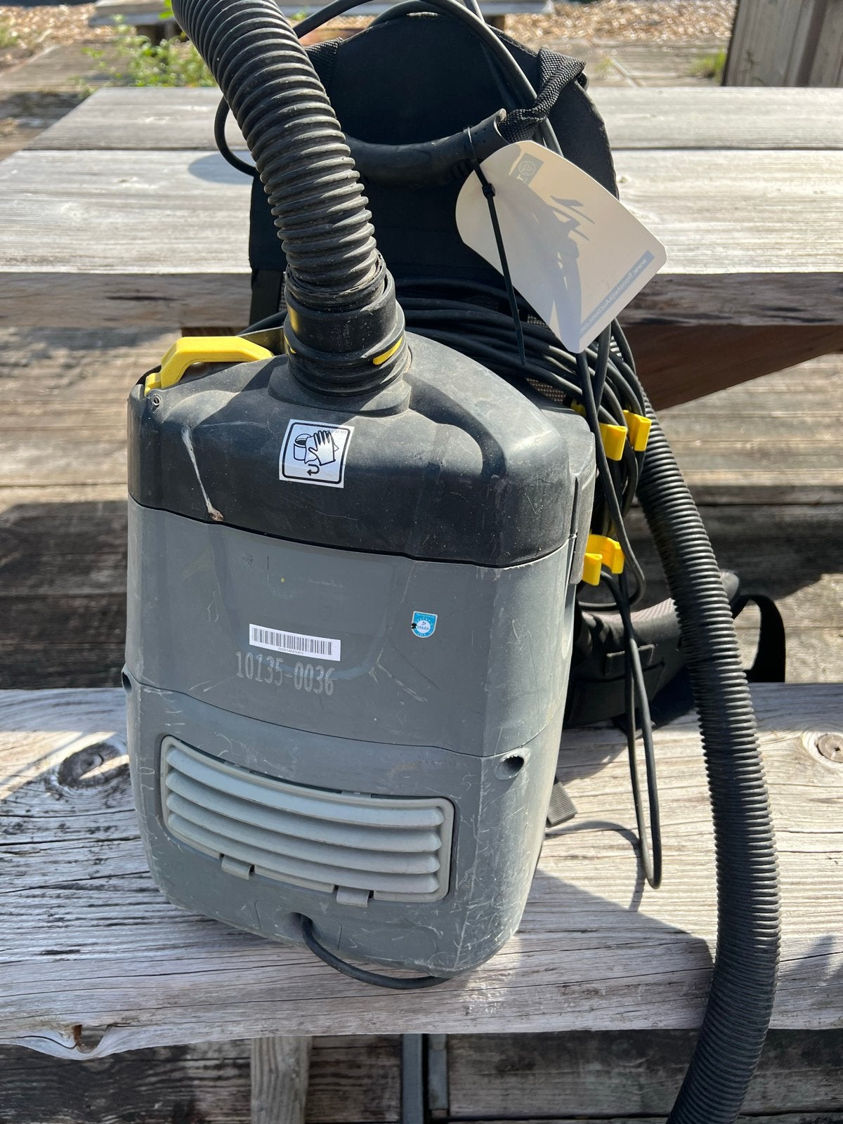 Kärcher BV 5/1 Rugstofzuiger - Compact en Krachtig, Witgoed en Apparatuur, Gebruikt, Kärcher, Industriële stofzuiger, 1200 tot 1600 watt