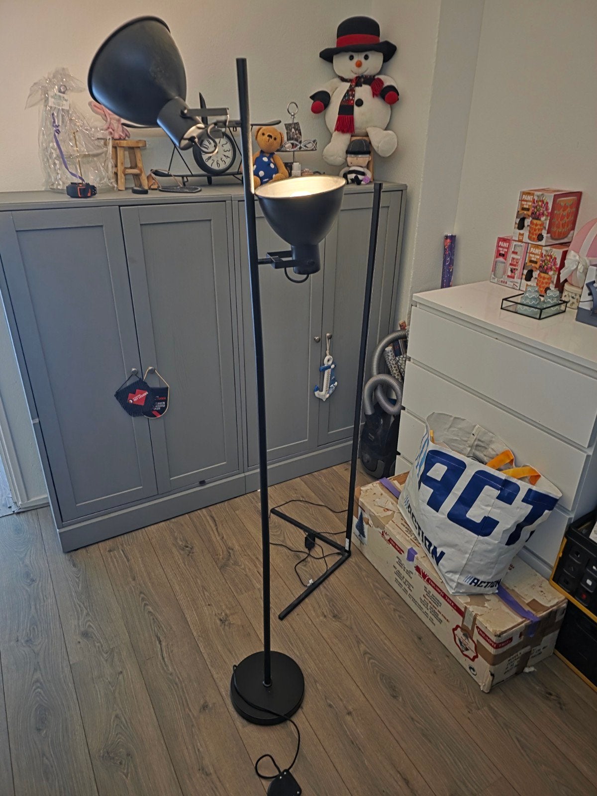 Gamma Lexi Vloerlamp / Lampadaire - 1.75m hoog, Huis en Inrichting, Lampen | Vloerlampen, Ophalen of Verzenden, Gebruikt, Metaal