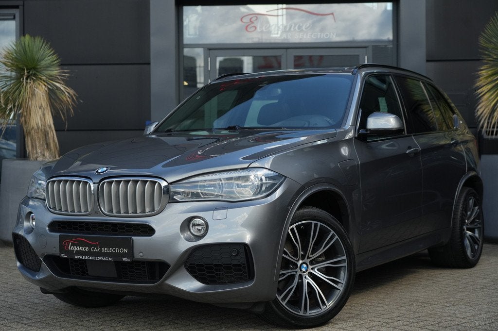 BMW X5 xDrive40e iPerformance M Sport Edition 313pk Panorama, Gebruikt, 4 cilinders, Leder en Stof, Origineel Nederlands
