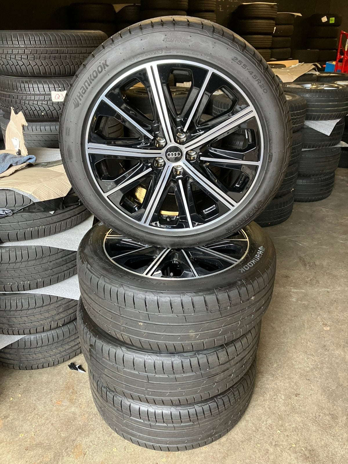 20 inch originele Audi Q4 velgen met zomerbanden DEMO, Auto-onderdelen, Audi, 255 mm, Banden en Velgen, Nieuw