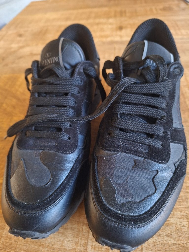 Valentino garavanni black maat 38 zwart, Zwart, Ophalen of Verzenden, Valantino, Sneakers of Gympen