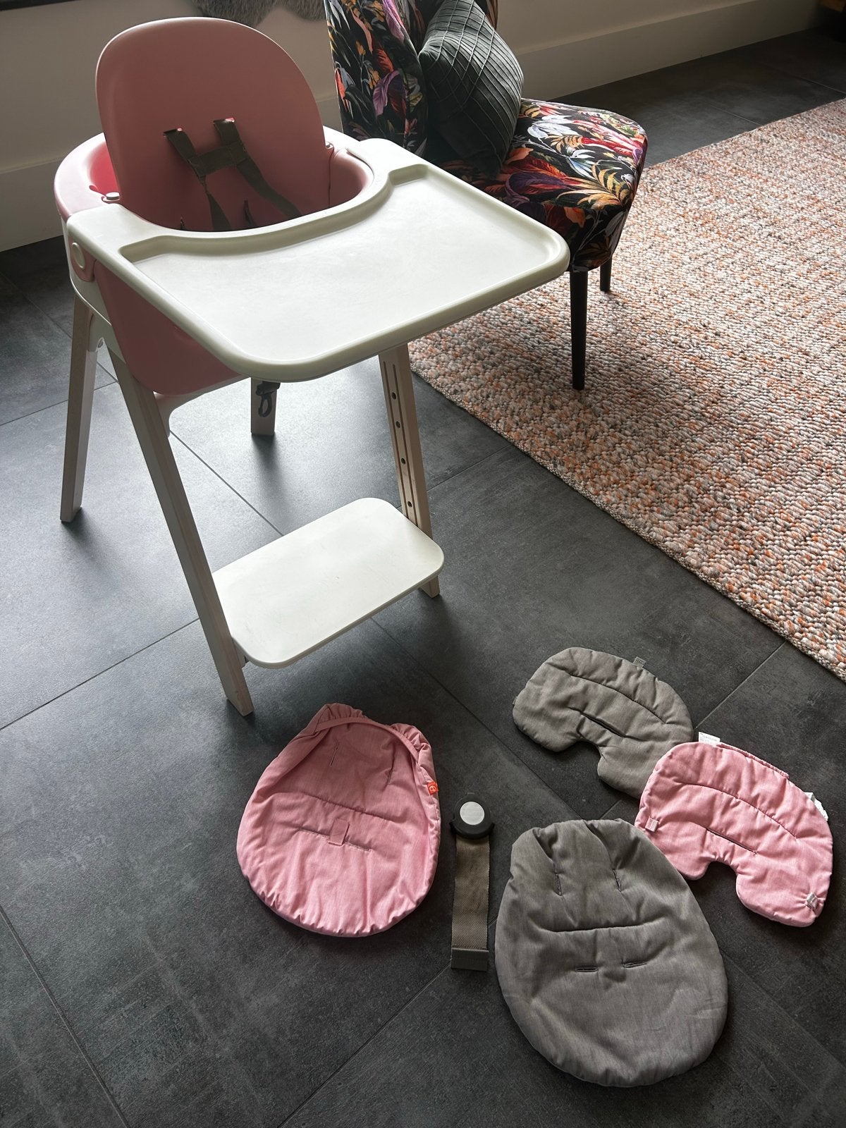 Stokke Steps kinderstoel met accessoires, Ophalen, Gebruikt, Meegroeistoel, Afneembaar eetblad