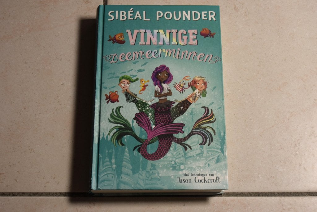 Vinnige zeemeerminnen / Sibéal Pounder , Ophalen of Verzenden, Gelezen, Fictie algemeen