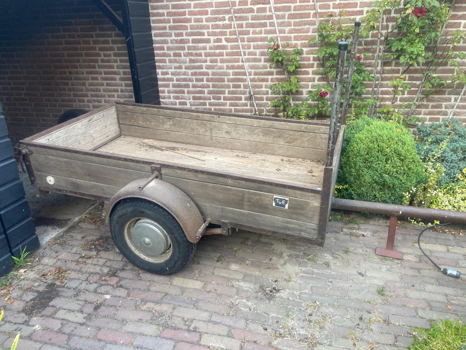 Aanhanger enkel assig - Opknapper (ongeremd), Ophalen, Gebruikt