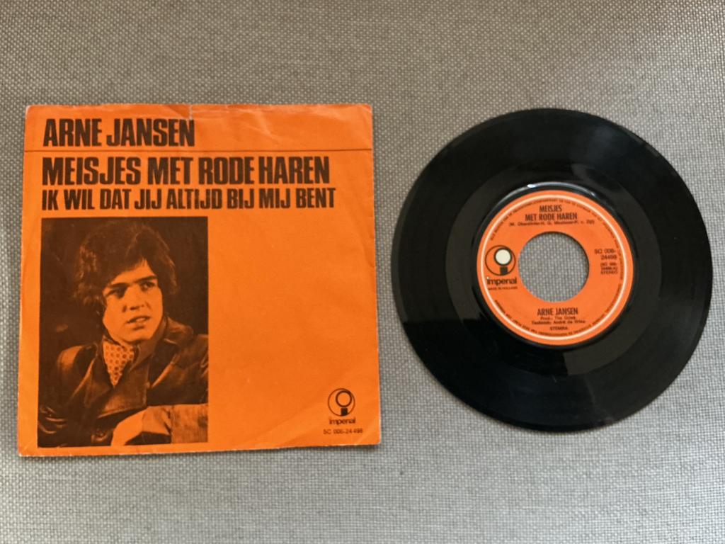 Arne Jansen single vinyl. Meisjes met rode haren., Ophalen of Verzenden, Gebruikt, Overige formaten, Levenslied of Smartlap