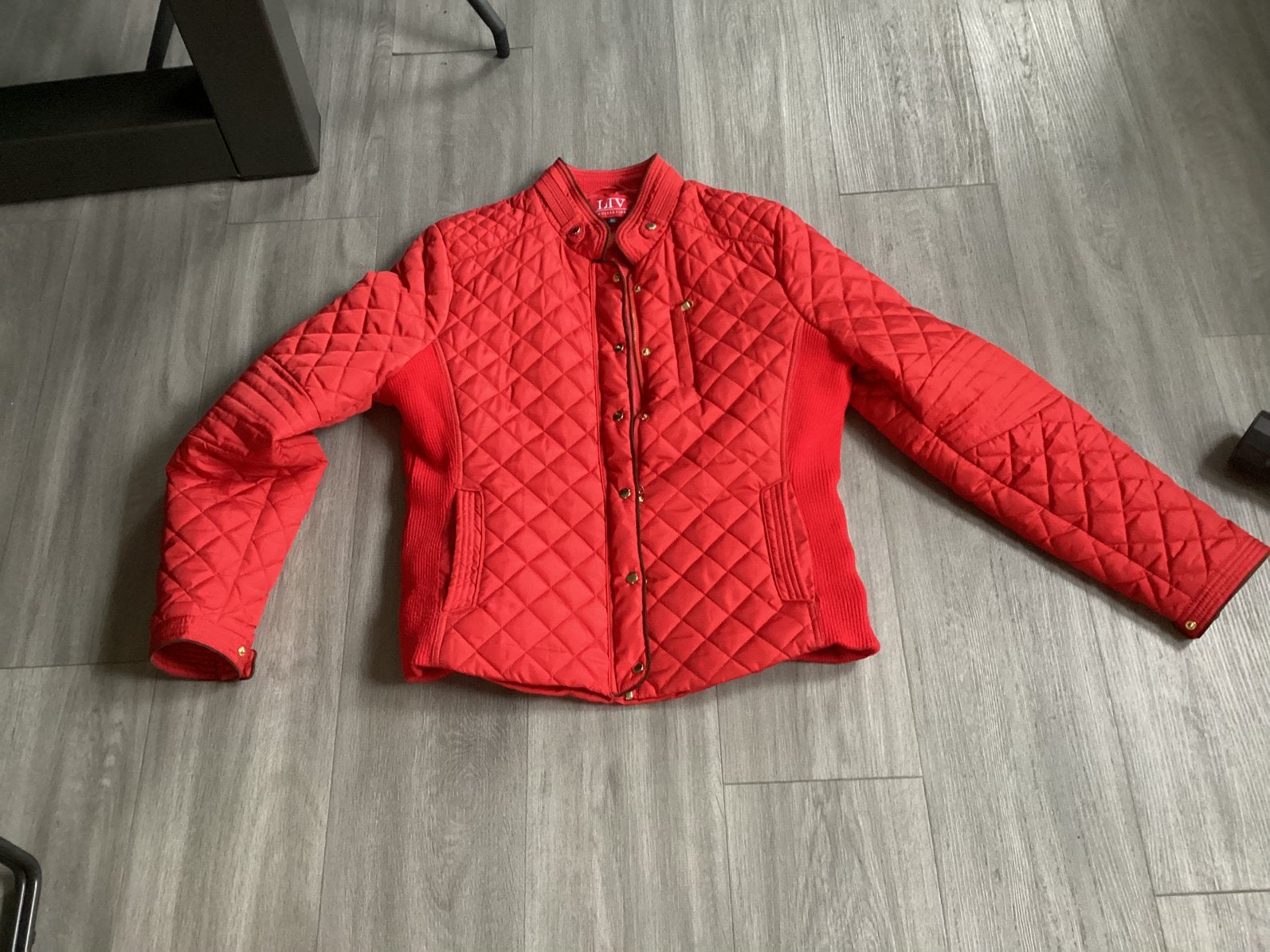Jasje. Gewatteerd. Rood. Maat 46., Ophalen, Gedragen, Rood