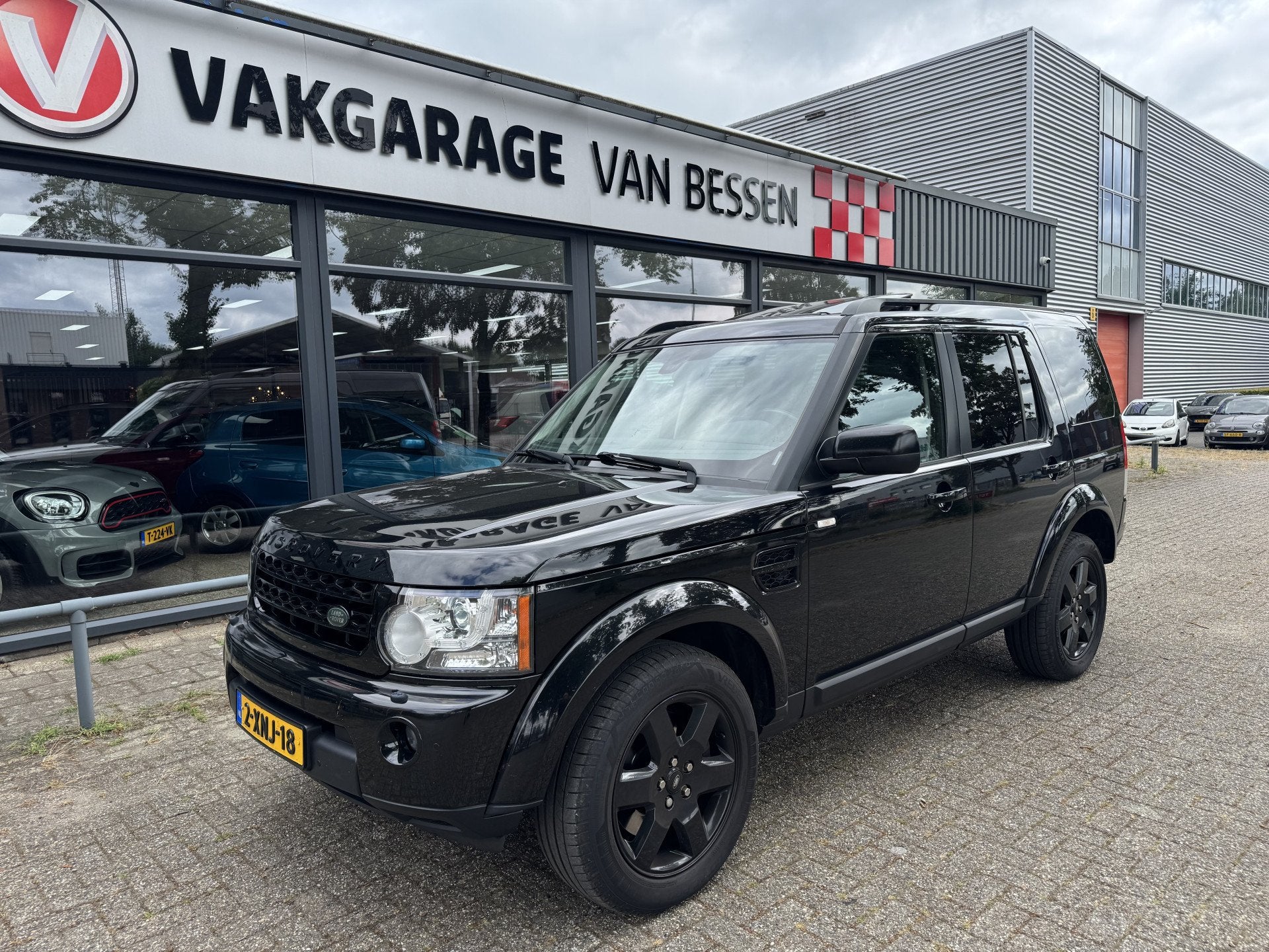 Land Rover Discovery 3.0 SDV6 HSE 7PERS-VOLLE NETTE AUTO, Auto's, Automaat, Euro 5, Gebruikt, 2993 cc
