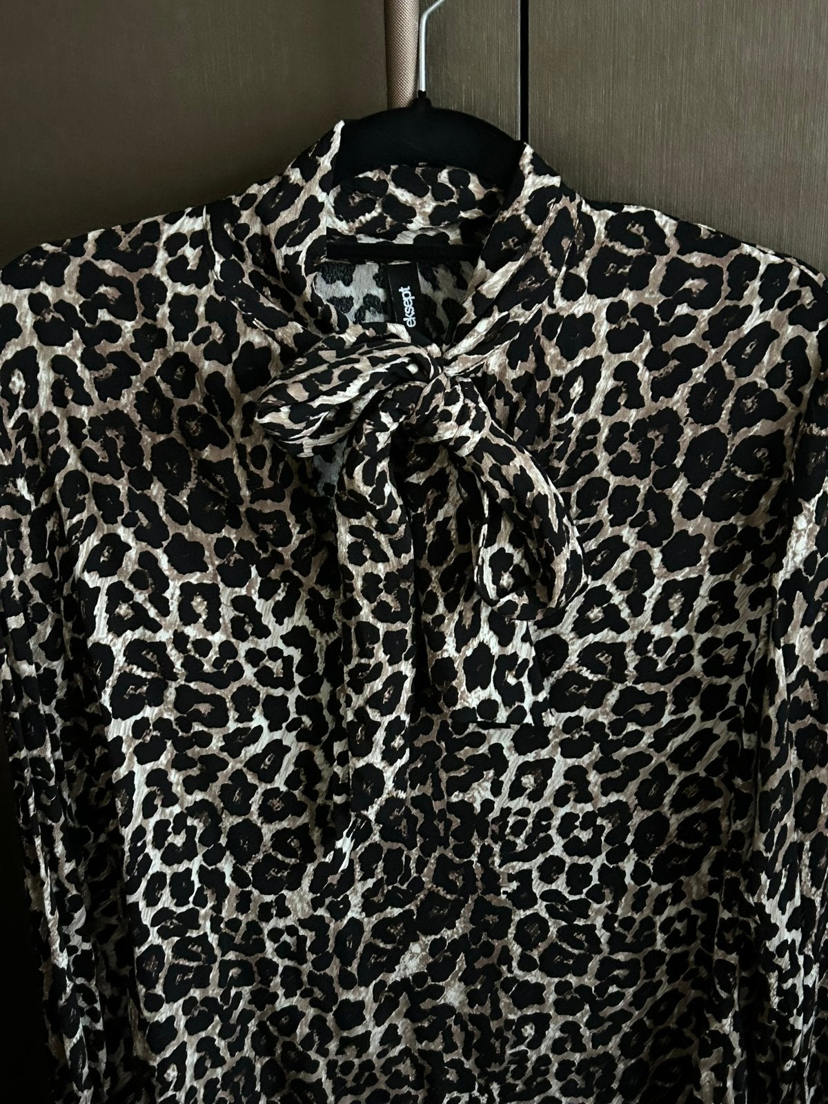 Eksept panterprint blouse maat L ( EU 40/42), Kleding | Dames, Blouses en Tunieken, Ophalen of Verzenden, Zo goed als nieuw, Maat 46/48 (XL) of groter