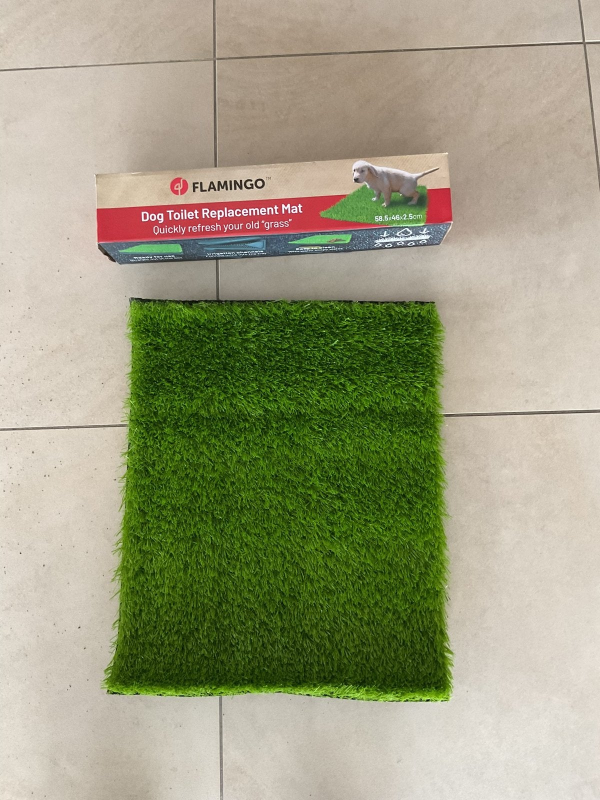 Flamingo  hondentoilet met kunstgras, Dieren en Toebehoren, Verzenden, Zo goed als nieuw