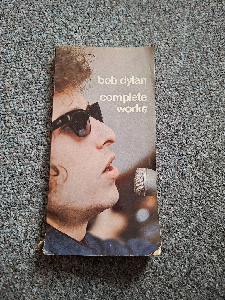 Bob Dylan/liedteksten, Verzenden, Gelezen, Artiest, Bob Dylan