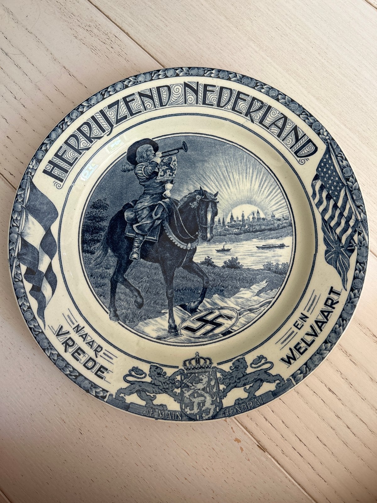 Zeldzaam Herrijzend Nederland bord - WOII propaganda, Ophalen of Verzenden