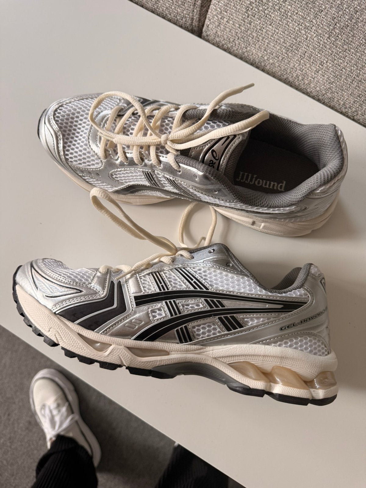 Jjjound x Asics kyano 14 maat 44, Ophalen of Verzenden, Zo goed als nieuw