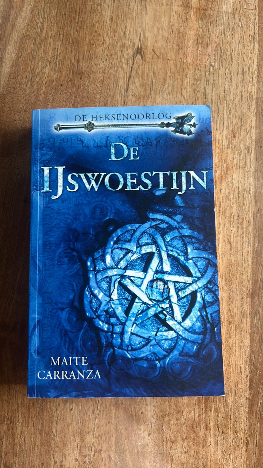 M. Carranza - 2 De heksenoorlog, Gelezen, M. Carranza, Ophalen of Verzenden