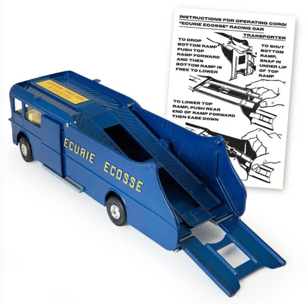 Ecurie Ecosse Racing Autotransporter CORGI NEW 1/48 Ref 1126, Verzenden, Nieuw, Bus of Vrachtwagen, Corgi