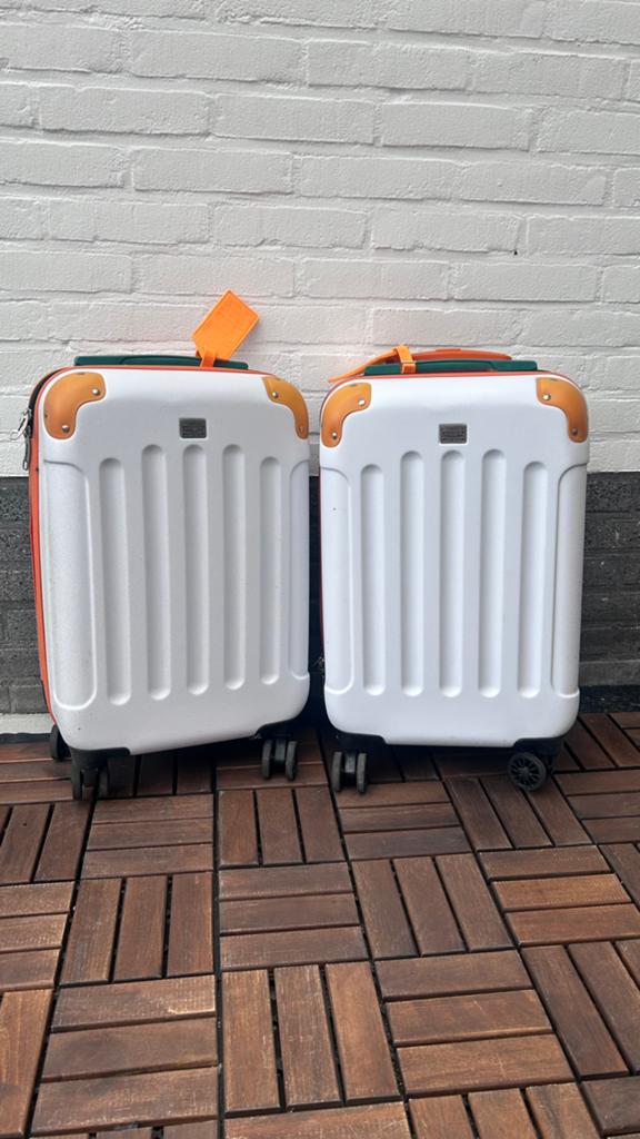 Trolley’s, Sieraden, Tassen en Uiterlijk, Koffers, 50 tot 60 cm, Hard kunststof, Ophalen of Verzenden, Zo goed als nieuw