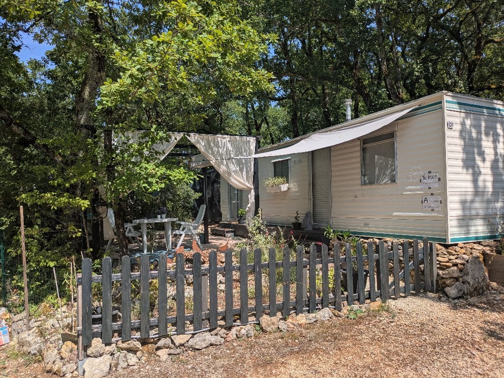 Instapklare Sta-Caravan te Koop in Dordogne, Tot en met 4