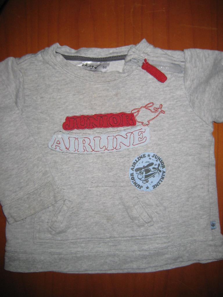 Grijs shirt, 86, okay!, Ophalen of Verzenden, Zo goed als nieuw, Jongetje, Shirtje of Longsleeve